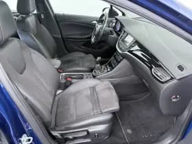Opel Astra Sports Tourer thumbnail 4