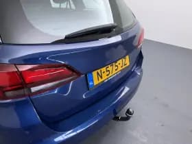 Opel Astra Sports Tourer thumbnail 34
