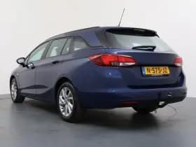 Opel Astra Sports Tourer thumbnail 10