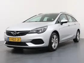 Opel Astra Sports Tourer thumbnail 1