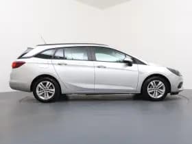 Opel Astra Sports Tourer thumbnail 14