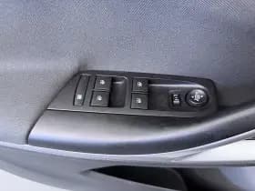 Opel Astra Sports Tourer thumbnail 26