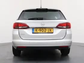 Opel Astra Sports Tourer thumbnail 6