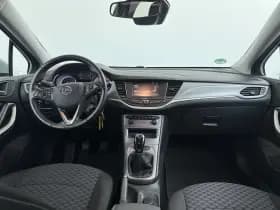 Opel Astra Sports Tourer thumbnail 7