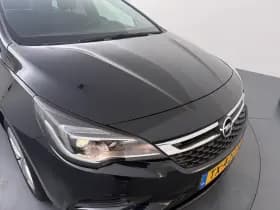 Opel Astra Sports Tourer thumbnail 11