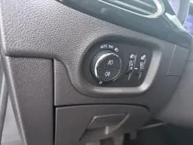 Opel Astra Sports Tourer thumbnail 25