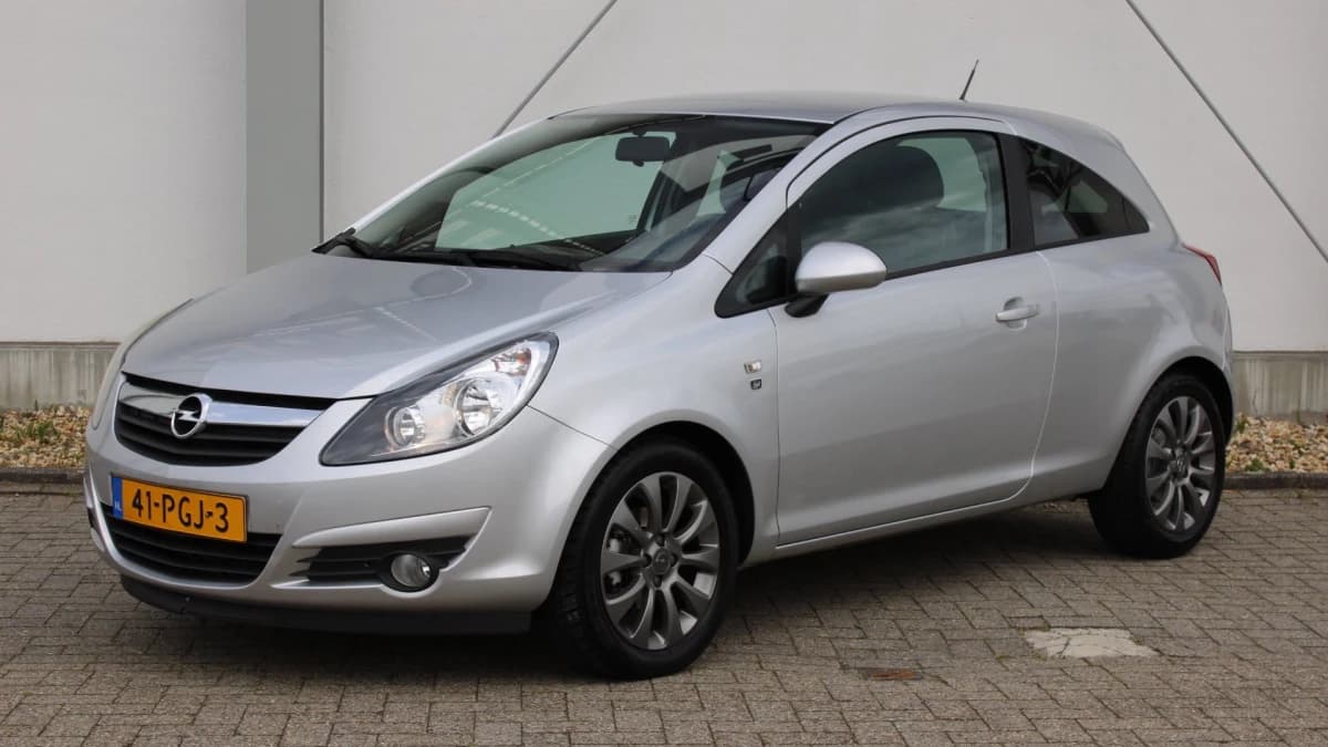 Opel Corsa — foto 1