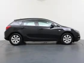Opel Astra thumbnail 14