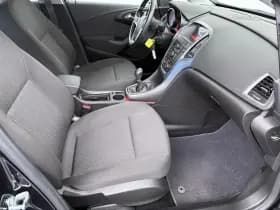 Opel Astra thumbnail 4