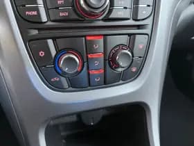 Opel Astra thumbnail 31