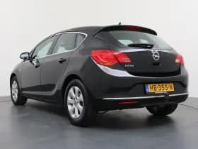 Opel Astra thumbnail 10
