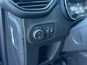 Opel Crossland thumbnail 12