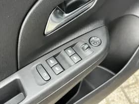 Opel Corsa thumbnail 11