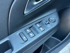 Opel Corsa thumbnail 11