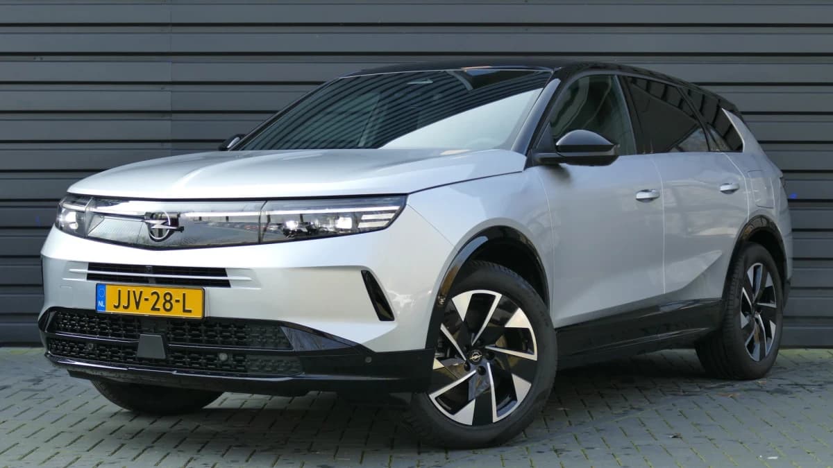 Opel Grandland — foto 1