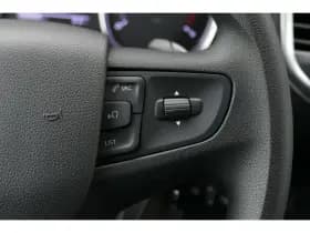 Opel Vivaro thumbnail 19