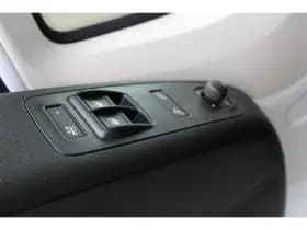 Opel Movano thumbnail 11