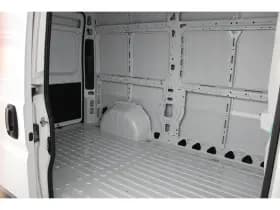 Opel Movano thumbnail 26