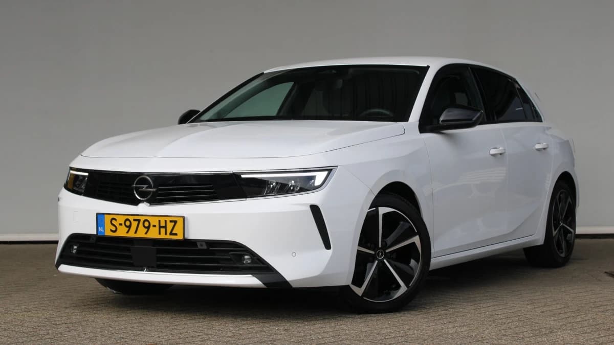 Opel Astra — foto 1