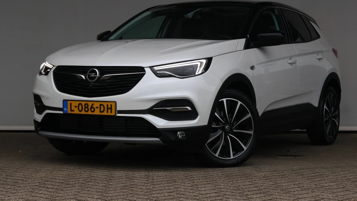 Opel Grandland X — foto 1