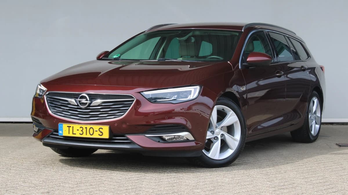 Opel Insignia Sports Tourer — foto 1