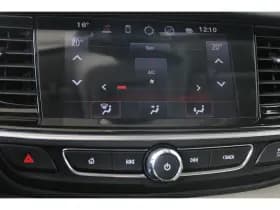 Opel Insignia Sports Tourer thumbnail 28