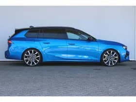 Opel Astra Sports Tourer thumbnail 5