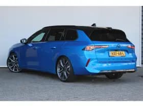 Opel Astra Sports Tourer thumbnail 8