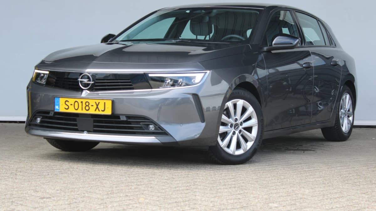 Opel Astra — foto 1
