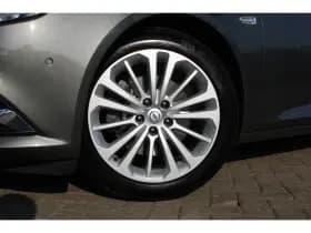 Opel Insignia Sports Tourer thumbnail 11