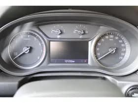 Opel Insignia Sports Tourer thumbnail 26
