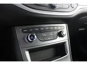 Opel Astra Sports Tourer thumbnail 24