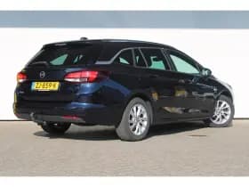 Opel Astra Sports Tourer thumbnail 5