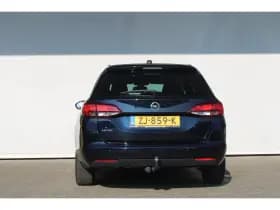 Opel Astra Sports Tourer thumbnail 6