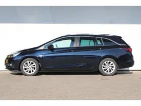 Opel Astra Sports Tourer thumbnail 8