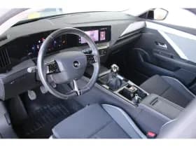 Opel Astra Sports Tourer thumbnail 12