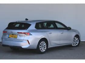 Opel Astra Sports Tourer thumbnail 5