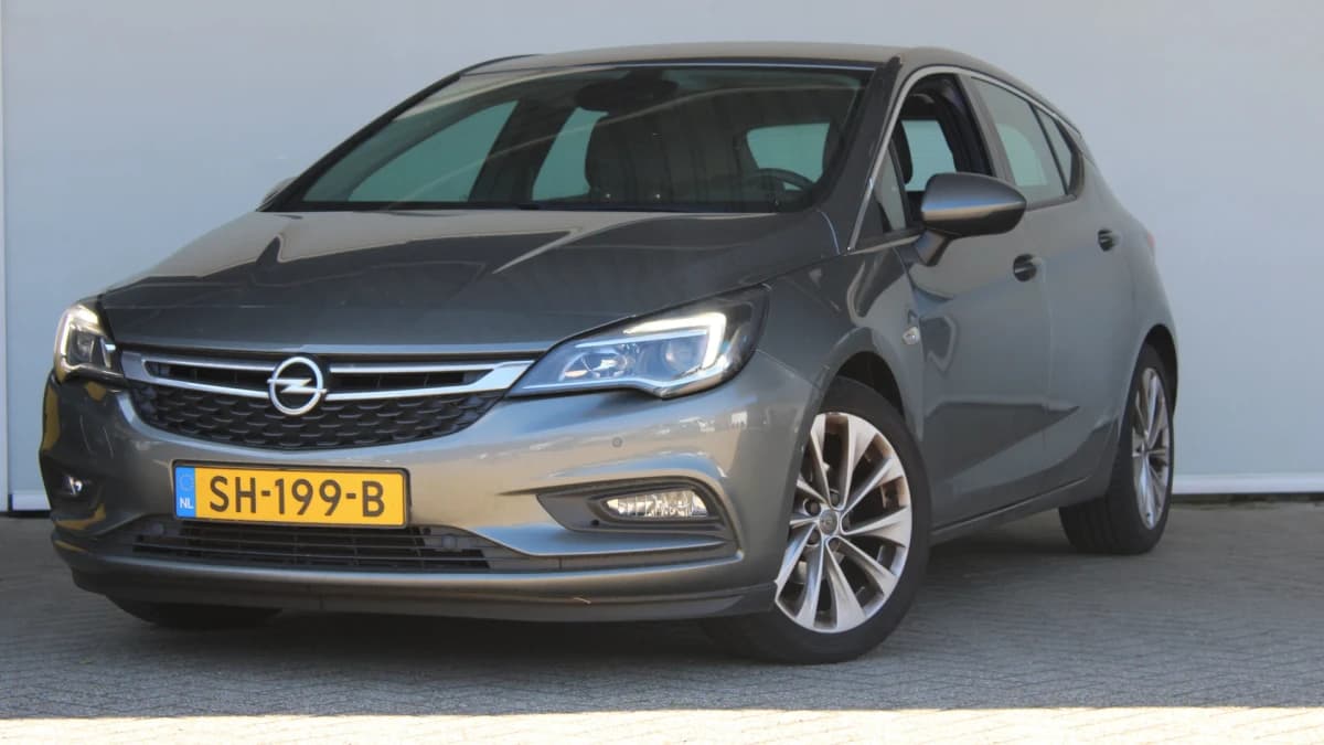 Opel Astra — foto 1
