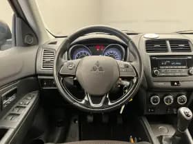 Mitsubishi ASX thumbnail 15