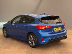 Ford Focus thumbnail 11