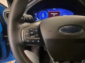 Ford Focus thumbnail 19