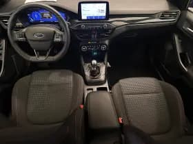 Ford Focus thumbnail 3