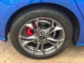 Ford Focus thumbnail 32