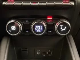Renault Captur thumbnail 22
