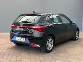 Hyundai i20 thumbnail 2