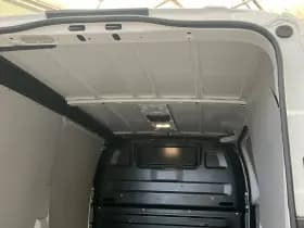 Opel Vivaro thumbnail 21