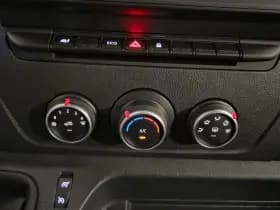 Renault Master thumbnail 25