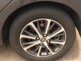 Toyota Yaris thumbnail 13