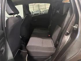 Toyota Yaris thumbnail 26