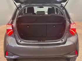 Toyota Yaris thumbnail 32